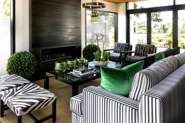 TRENZSEATER showroom