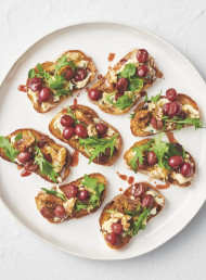 Pomegranate-roasted Grape and Blue Cheese Bruschetta with Salted Caramel Walnuts 