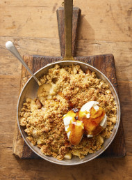 Apple Anzac Crumble 