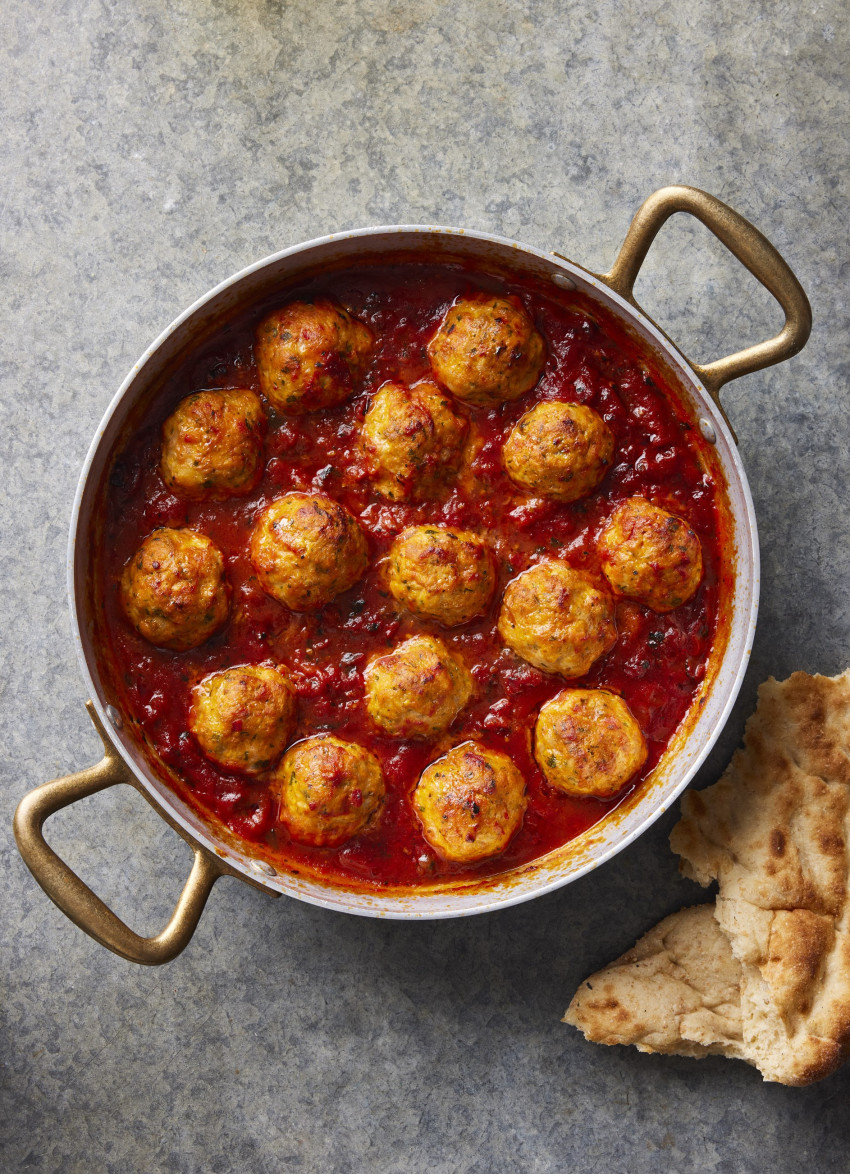 Chicken Meatballs with Red Sauce