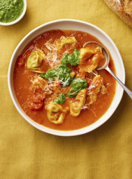 Roasted Tomato and Capsicum Soup with Spinach Tortellini 