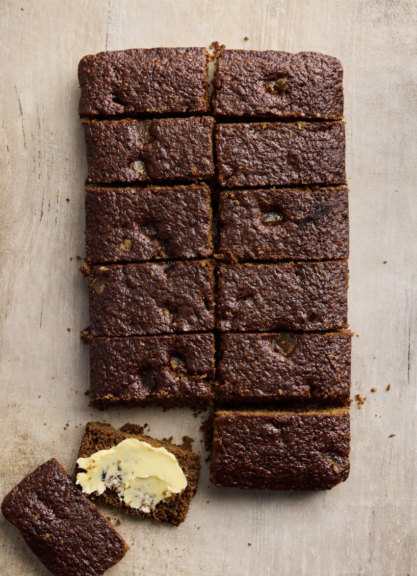 Dark and Stormy Sticky Ginger and Oaty Cake