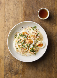JAMMY EGGS WITH AROMATIC SESAME DRESSING
