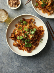 Saucy Gochujang Chicken with Udon Noodles 