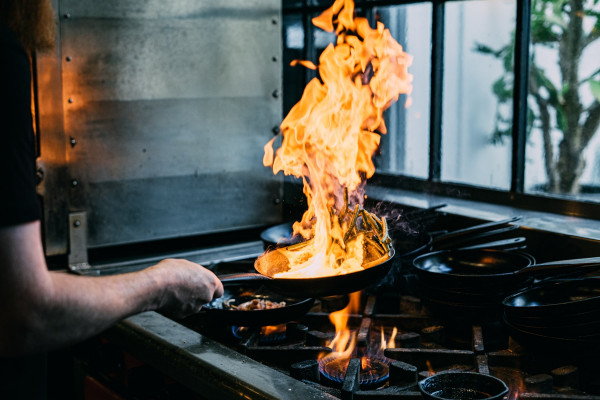 social kitchen cooking with gas