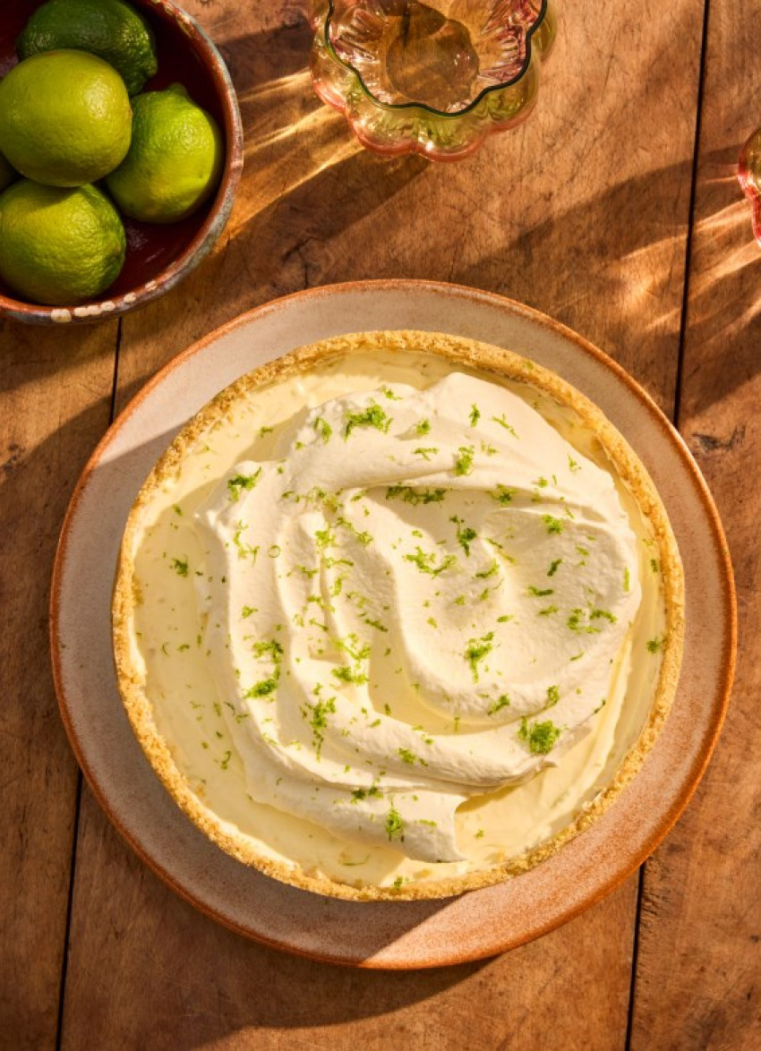 No-bake Lime and Coconut Cheesecake