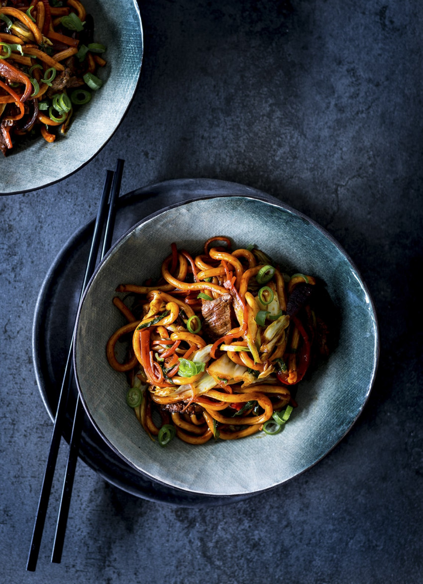 Black Pepper Udon Stir-fry