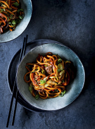 Black Pepper Udon Stir-fry