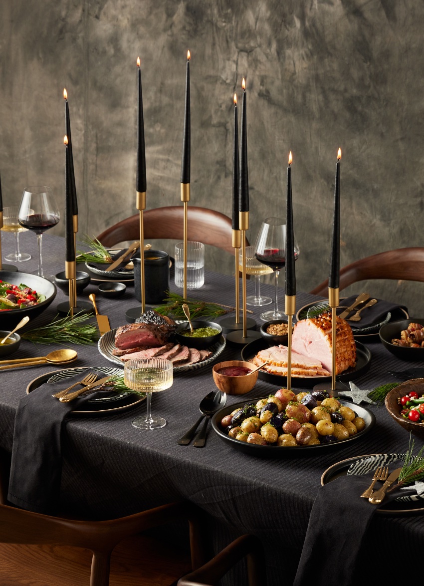 A Stress-Free Christmas Feast Delivered by Woop