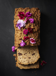 Siouxsie's Sticky Banana, Dark Chocolate and Spiced Streusel Loaf