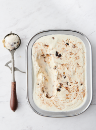 Hot Cross Bun Ice Cream