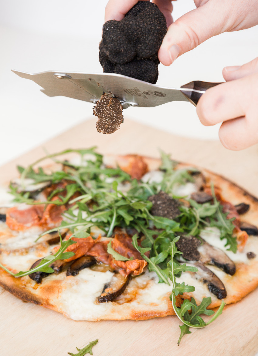 NZ Winter Truffle Unearth Luxury Dining Experience