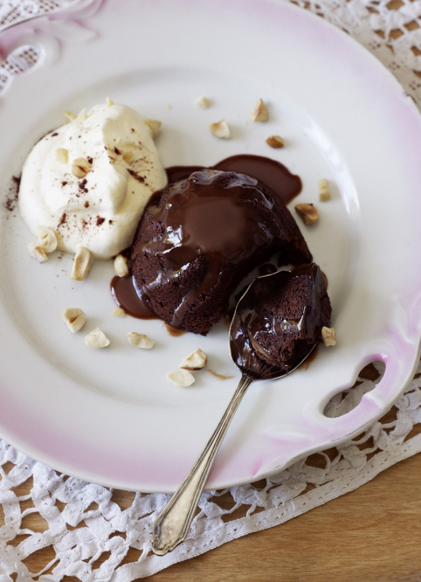 Sticky Chocolate Cakes with Chocolate Sauce