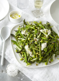 Mixed Green Vegetable Salad with Sesame Yoghurt Dressing