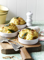 Cauliflower Gratin with Leeks, Parmesan and Sage Crumbs