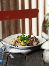 Duck Breast with Crispy Potatoes and Quince Paste