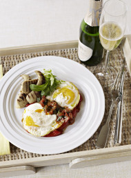 Fried Eggs and Roasted Capsicums with Mozzarella and Harissa