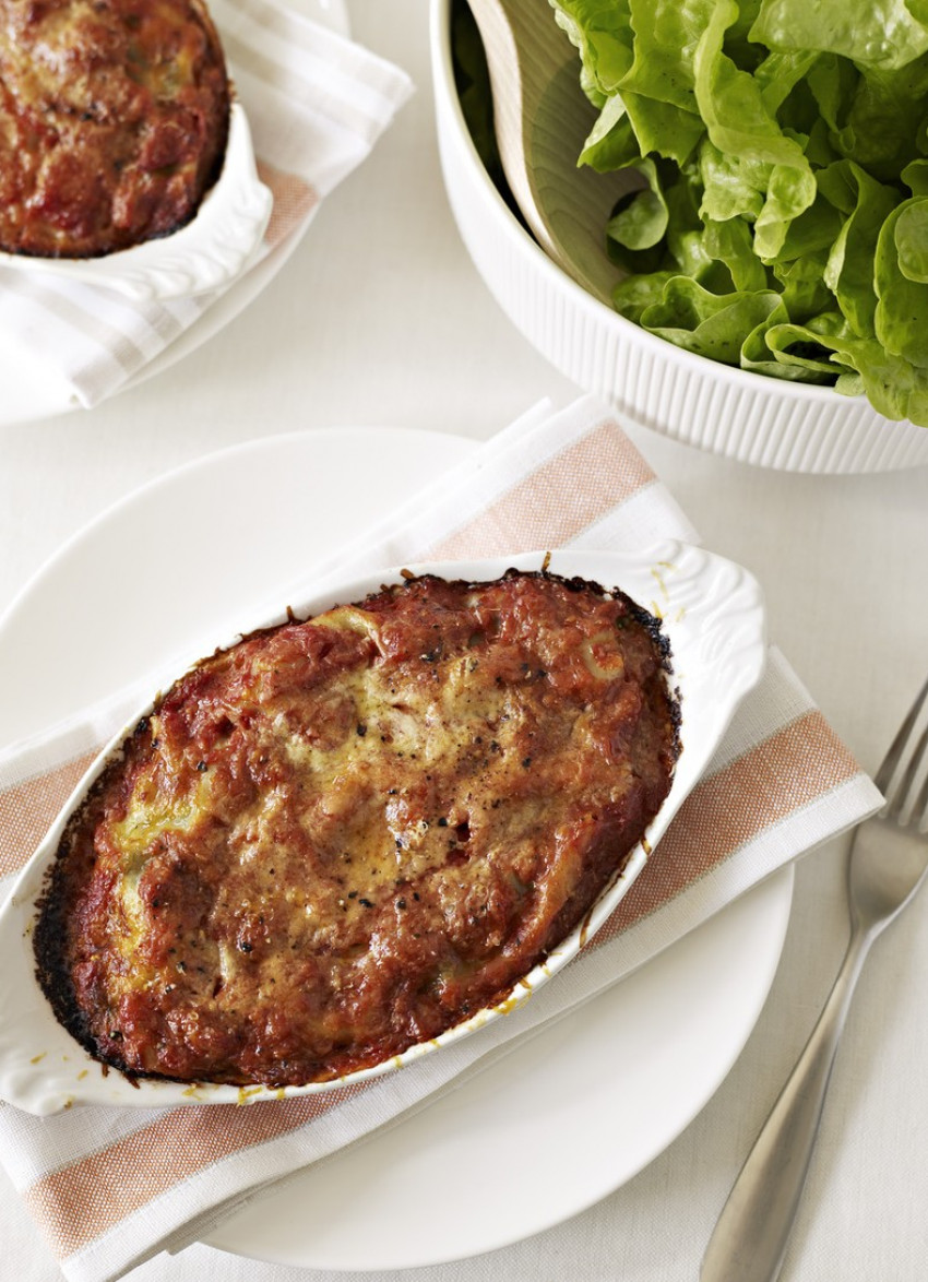 Leek and Silverbeet Cannelloni with Tomato Sauce