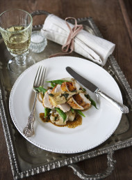 Chicken with Artichoke, Vermouth and Oregano Sauce