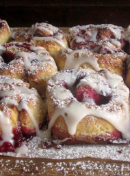 Raspberry Swirls with Vanilla Glaze