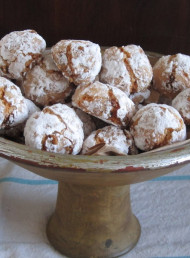 Almond and Apricot Amaretti