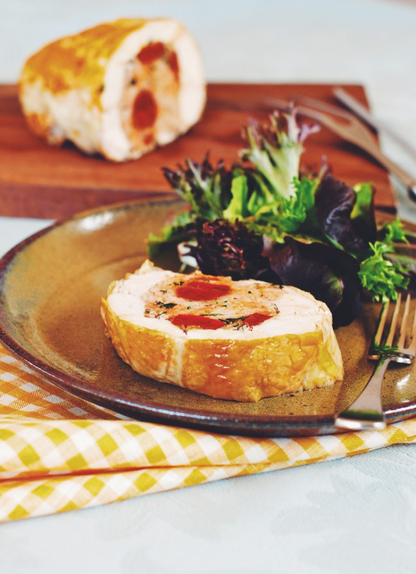 Spanish Style Chicken Galantine