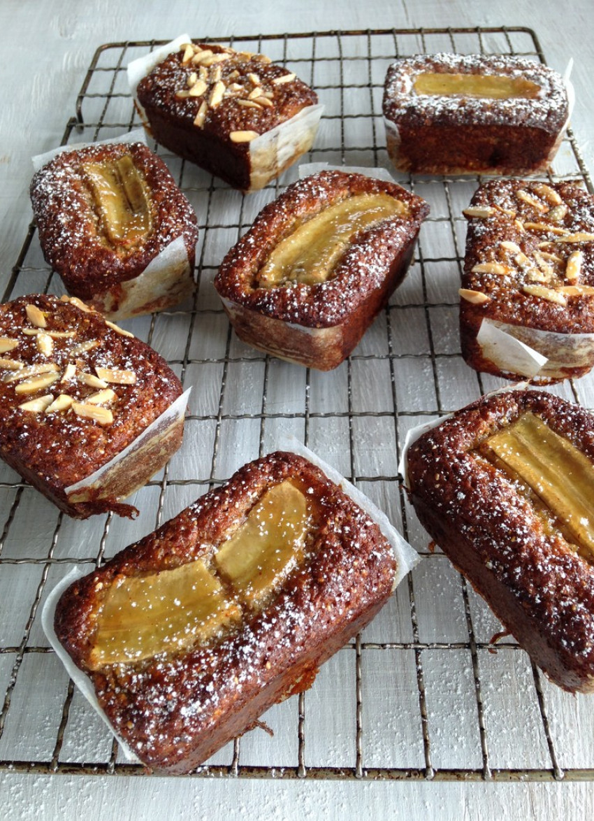 Sticky Banana and Almond Cakes