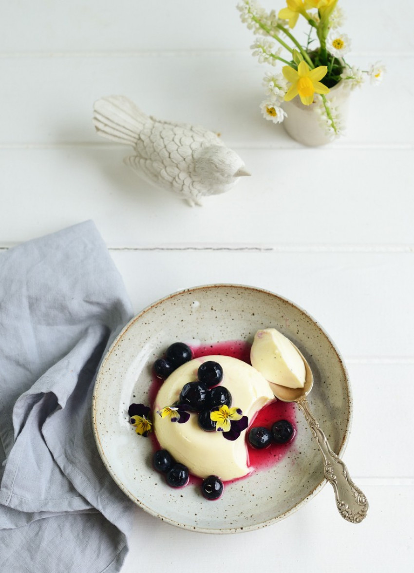 Vanilla Yoghurt Panna Cotta with Fresh Berries