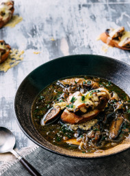 Caramelised Onion and Mushroom Soup with Cheesy Mushroom Toasties