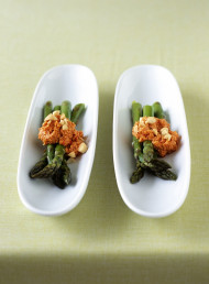 Asparagus with Romesco