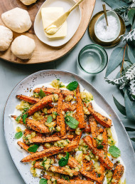Roast Seeded Carrots with Yoghurt