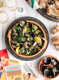 Cockles with Green Sauce