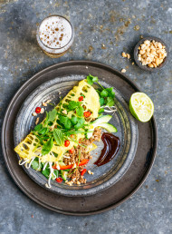 Egg Net with Hoisin Pork