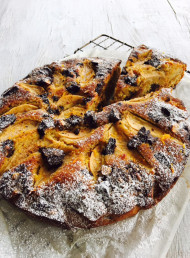 Fresh Pear, Chocolate and Almond Cake (Gluten Free)