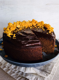 Sticky Ginger Chocolate Cake