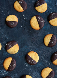 Paste di Meliga (Polenta Biscuits) 