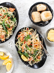 Hot Smoked Salmon with Rocket and Chilli Linguine 