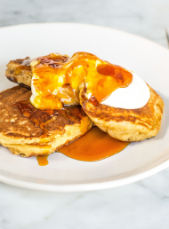 Fluffy Buttermilk Hotcakes