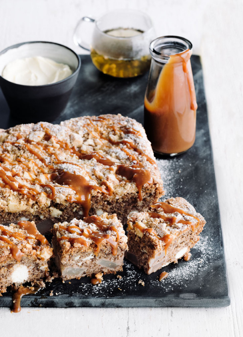Pear, Ricotta and Walnut Crumble Cake
