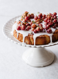 Roasted Grape Cake 