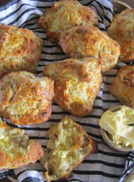 Roasted Pear and Gruyere Scones