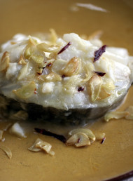 Salt Cod al pil-pil with garlic and chilli peppers