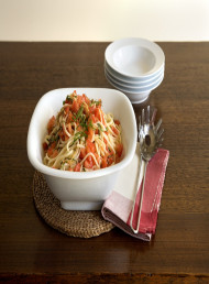 Spaghetti with Salsa Cruda