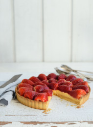 Sarah Tuck's Strawberry and Lemon Tart